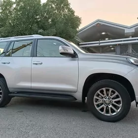 Toyota Land Cruiser Prado 2016