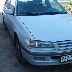 Toyota Corona 1996