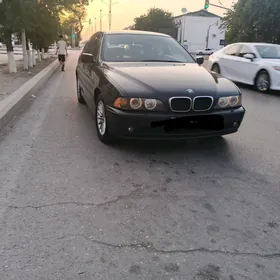 BMW E39 2001