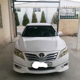Toyota Camry 2010