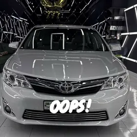 Toyota Camry 2012