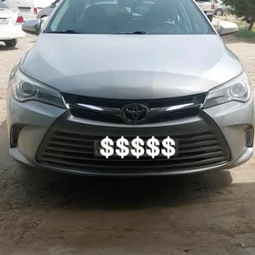 Toyota Camry 2015