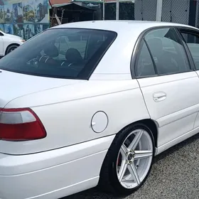 Opel Omega 2002