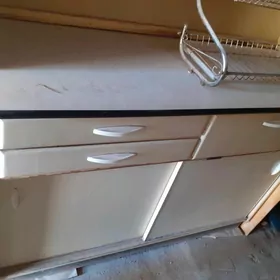 Мебель кухонный