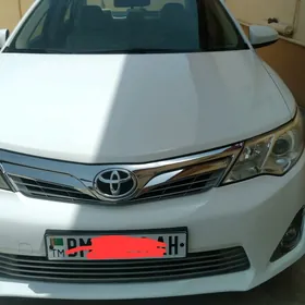 Toyota Camry 2013