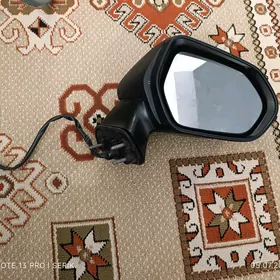 Боковое зеркало оригинал.
