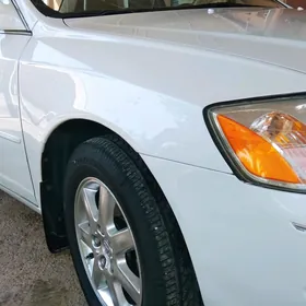 Toyota Avalon 2003