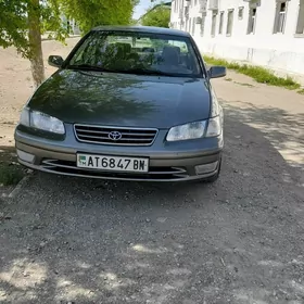 Toyota Camry 1997