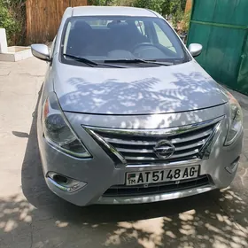 Nissan Versa 2018