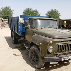 Gaz 52 1990