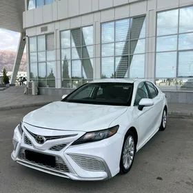 Toyota Camry 2022