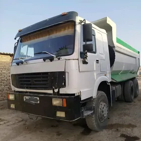 Howo Sinotruk 2011
