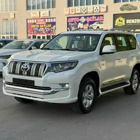 Toyota Land Cruiser Prado 2022