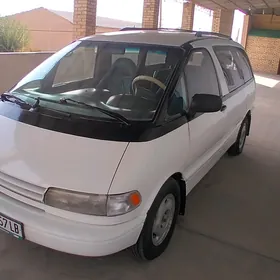 Toyota Previa 1993