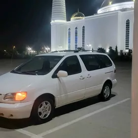 Toyota Sienna 2000