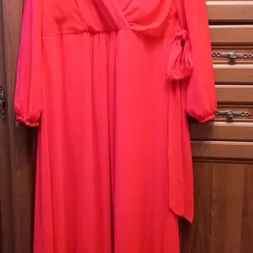 Платья L , XL