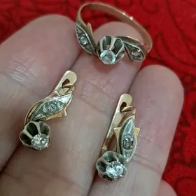 Komplekt gyzyl
