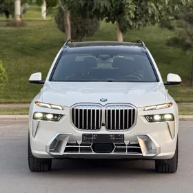 BMW X7 2024