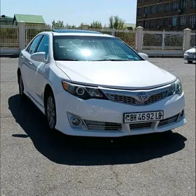 Toyota Camry 2012