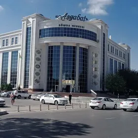 Tikinçi , el işçi