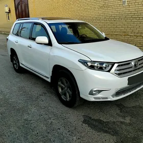 Toyota Highlander 2011