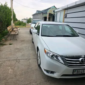 Toyota Avalon 2010