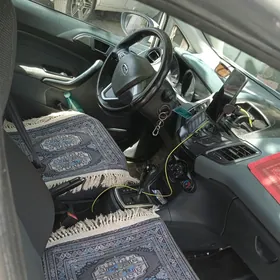 Ford Fiesta 2011