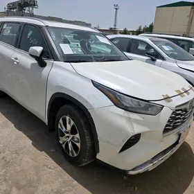 Toyota Highlander 2020