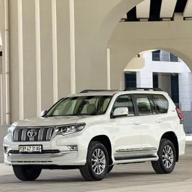 Toyota Land Cruiser Prado 2022