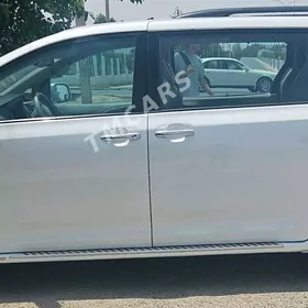 Toyota Sienna 2010