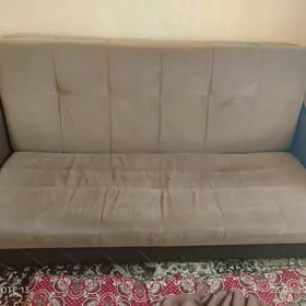продаю диван акардион