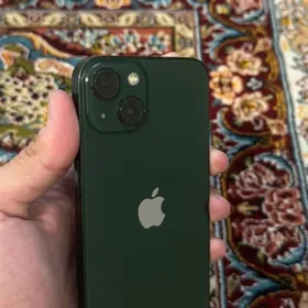 iPhone 13