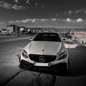Mercedes-Benz C-Class 2015