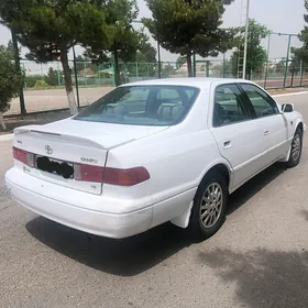 Toyota Camry 1998