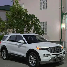 Ford Explorer 2021