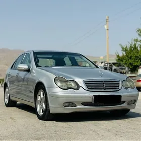 Mercedes-Benz C320 2001