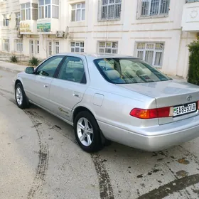 Toyota Camry 2000