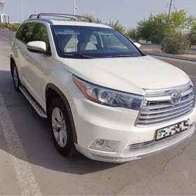 Toyota Highlander 2015