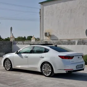 Kia Cadenza 2019