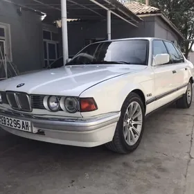 BMW 7 Series 1990