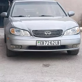 Infiniti I30 2001