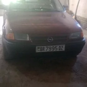 Opel Astra 1992