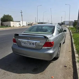 Toyota Camry 2005
