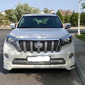 Toyota Land Cruiser Prado 2014