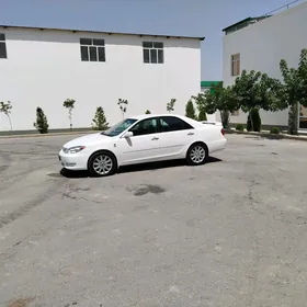 Toyota Camry 2005