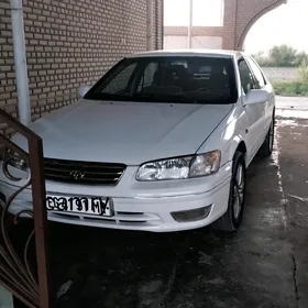 Toyota Camry 1997