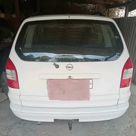 Opel Zafira 2003