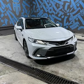 Toyota Camry 2023
