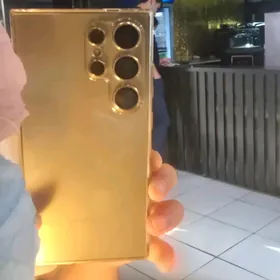 s24