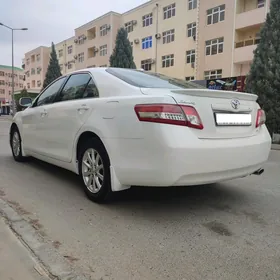 Toyota Camry 2011